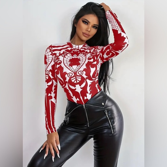 Last One! 🔥HOT Baroque Design Bodysuit Red White Sz M NEW - Picture 3 of 9